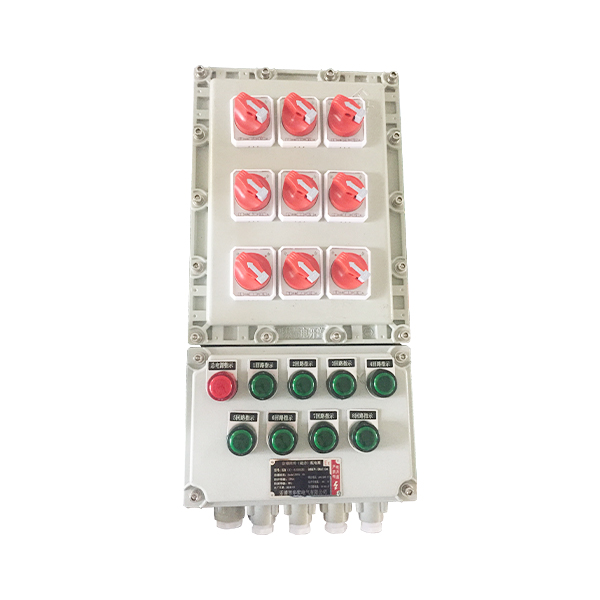 防爆配電箱.jpg 防爆配電箱.jpg